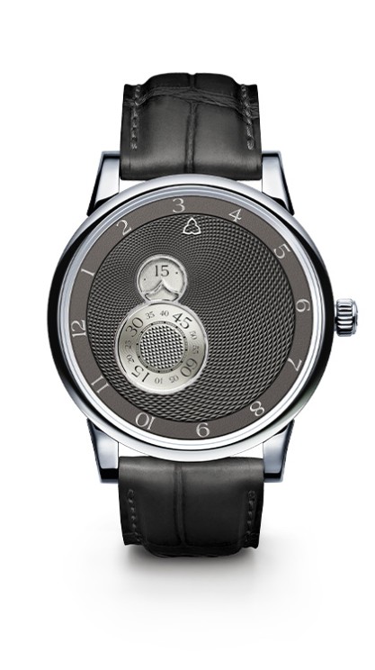 Nuit Fantastique Brume in titanium, 40.5 mm in diameter, automatic movement, leather strap. Trilobe. CHF 13,000. © Trilobe