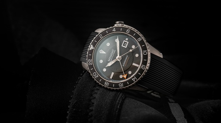 Bremont Waterman Apex II Blackstrap © Bremont