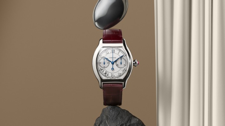 Cartier Privé Tortue Monopoussoir Chronograph © Cartier