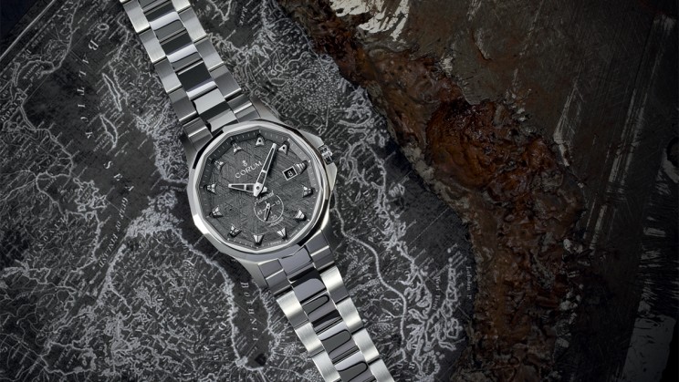 Admiral 42 Meteorite © CORUM