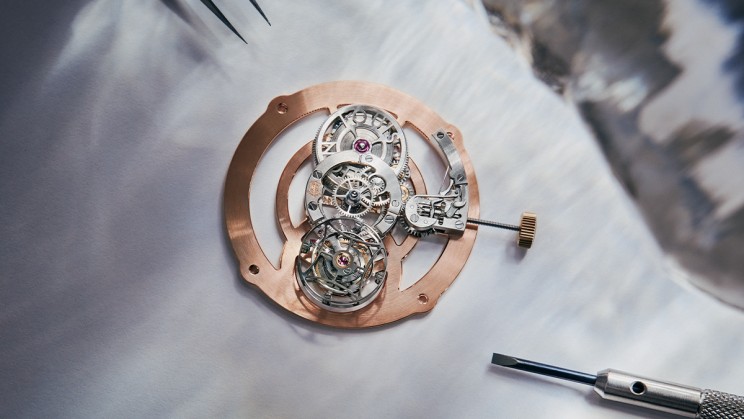 Tambour Moon Flying Tourbillon Poinçon de Genève Sapphire Frank Gehry © Louis Vuitton