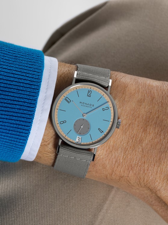 Tangente 38 Datum Delfin © NOMOSGlashuette