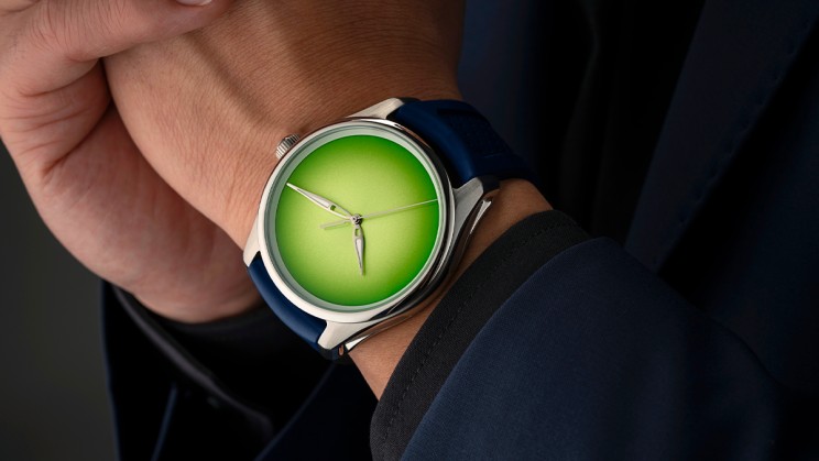 Pioneer Centre Seconds Concept Citrus Green © H. Moser & Cie