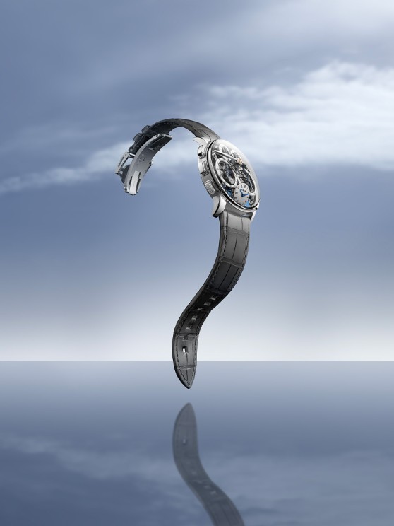 Legacy Machine Sequential Flyback Platinum © MB&F