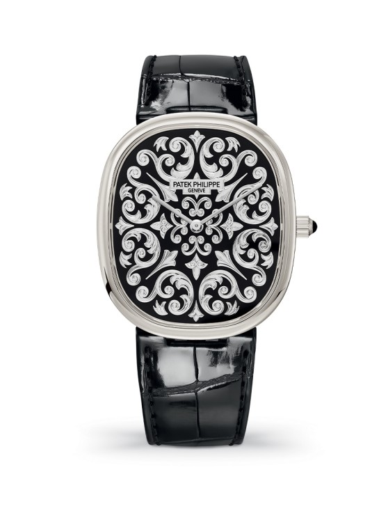 Référence 5738R-001, boîte en or rose, 34,5 x 39,5 mm, cadran soleillé, mouvement automatique, bracelet en cuir. CHF 31'310.- © Patek Philippe