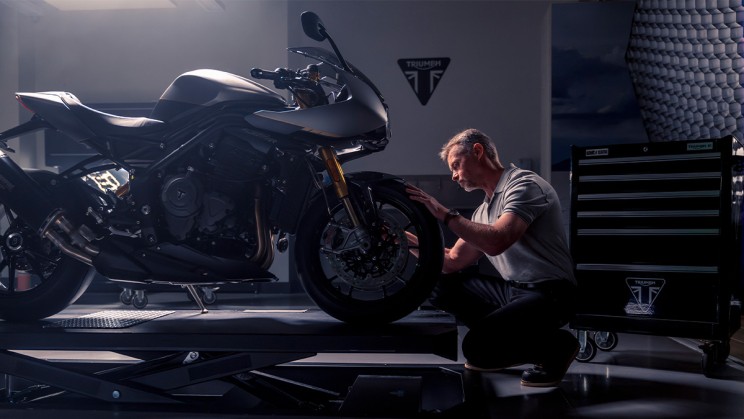 Speed Triple 1200 RR Breitling Limited Edition motorcycle © Breitling