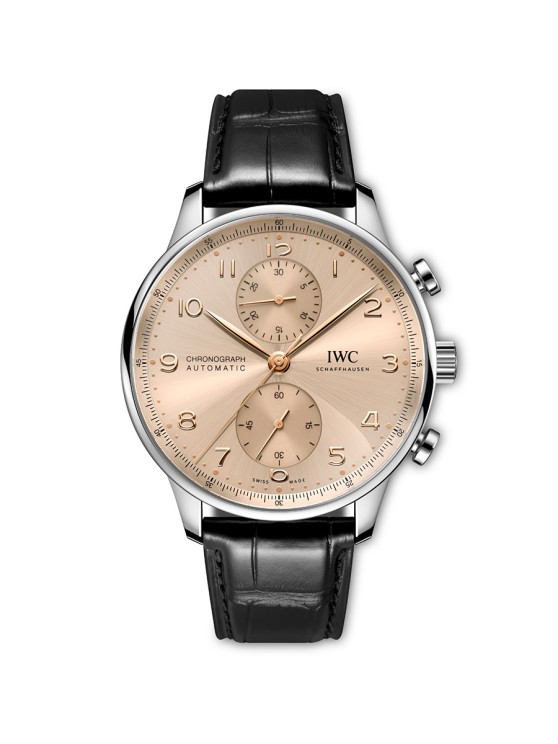 Portugieser en acier, 41 mm de diamètre, mouvement chronographe automatique, bracelet en cuir © IWC Schaffhausen