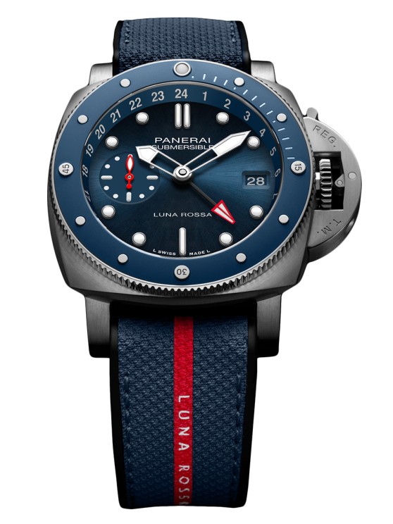 Panerai Submersible GMT Luna Rossa Titanio (42 mm), CHF 11’000.– © Panerai