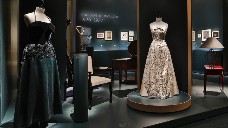 Scenography of The Van Cleef & Arpels Collection (1906-1953) © Van Cleef & Arpels