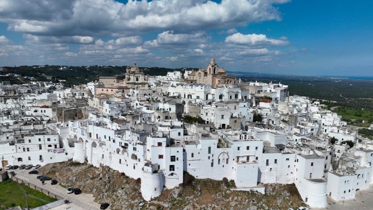 Ostuni © Freysteinn G Jonsson / Unsplash