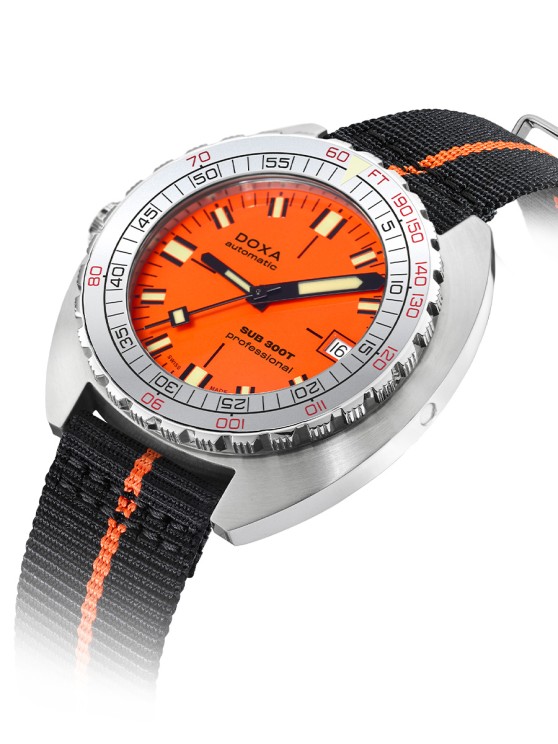 SUB 300T Aristera © DOXA