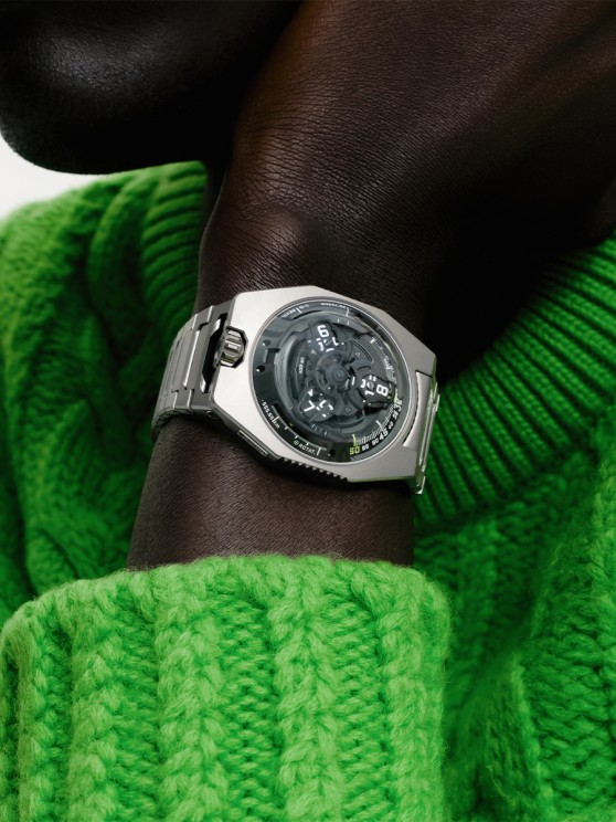 UR-100V Magic T © URWERK