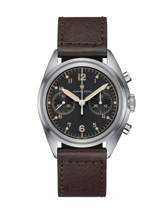 Khaki Pilot Pioneer en acier, 40 mm de diamètre, mouvement chronographe à remontage manuel, bracelet en cuir © Hamilton