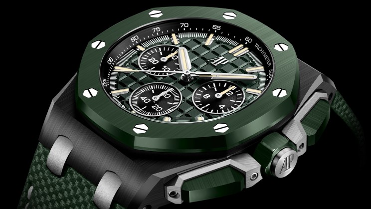 /	The new Royal Oak Offshore Selfwinding Chronograph references in ceramic are adorned with the Manufacture’s trademark satin-brushed and polished hand-finishing for a constant play of light that underlines the collection’s multifaceted architecture © Courtesy of Audemars Piguet