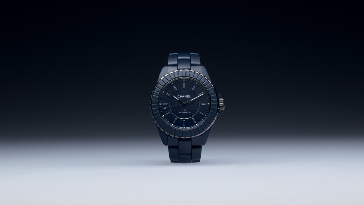 J12 BLEU © Chanel