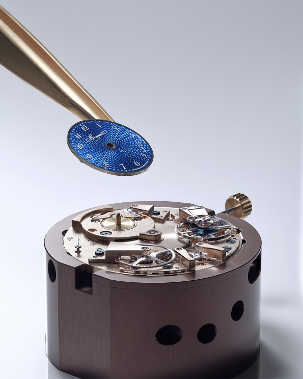 Tradition Seconde Rétrograde 7035 © Tradition