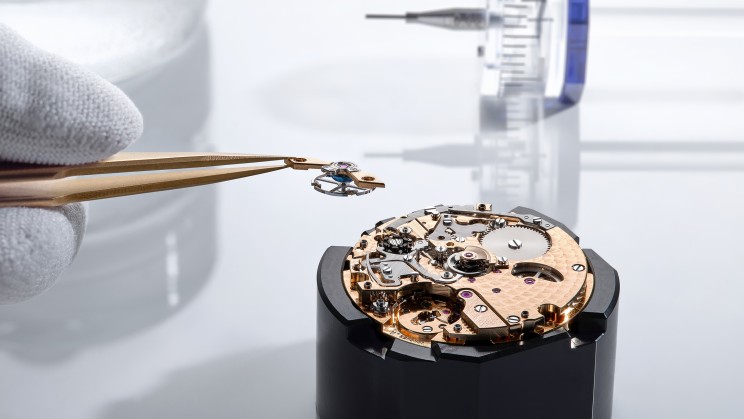 Type XX Chronographe 2075 movement © Breguet