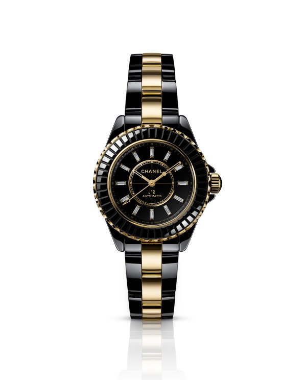 J12 © Chanel
