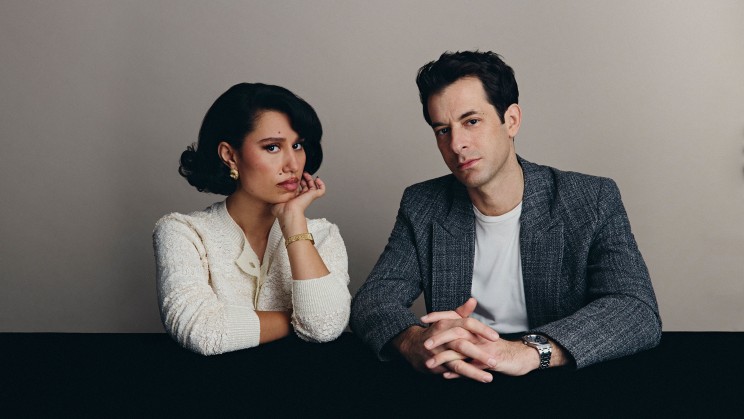 Les artistes RAYE et Mark Ronson pour Audemars Piguet ©Audemars Piguet