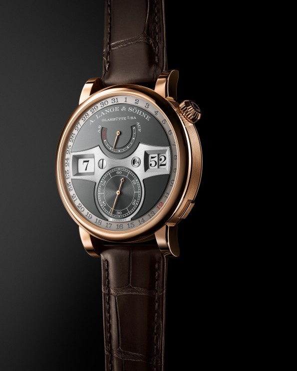 The new ZEITWERK DATE in pink gold ©A. Lange & Söhne