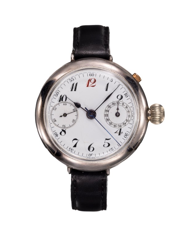 The Single Pusher Chronograph (1915) ©Breitling