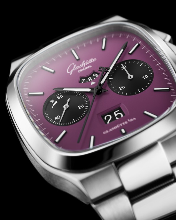 La Chronographe Date Panorama en violet © Glashütte Original