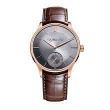 Venturer Small Seconds