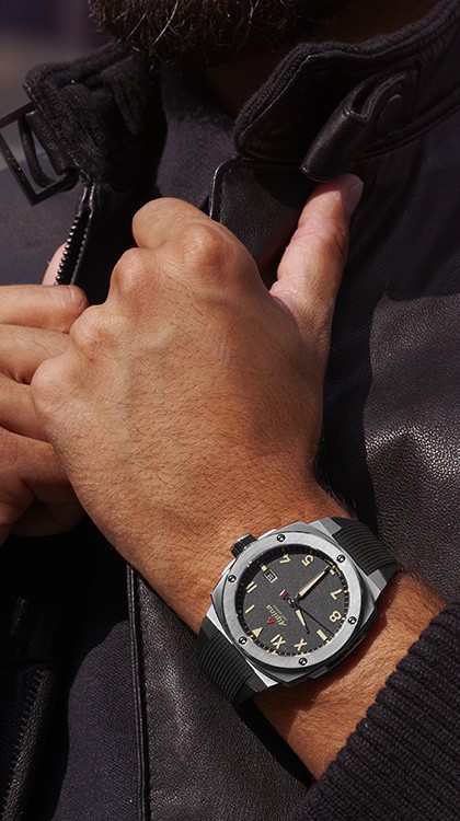The Alpiner Extreme Automatic  © Alpina