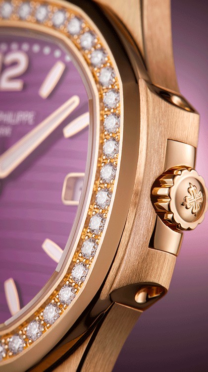 Ladies’ Nautilus References 7010R-013 © Patek Philippe